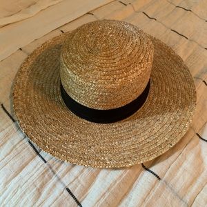 Gigi pip hat